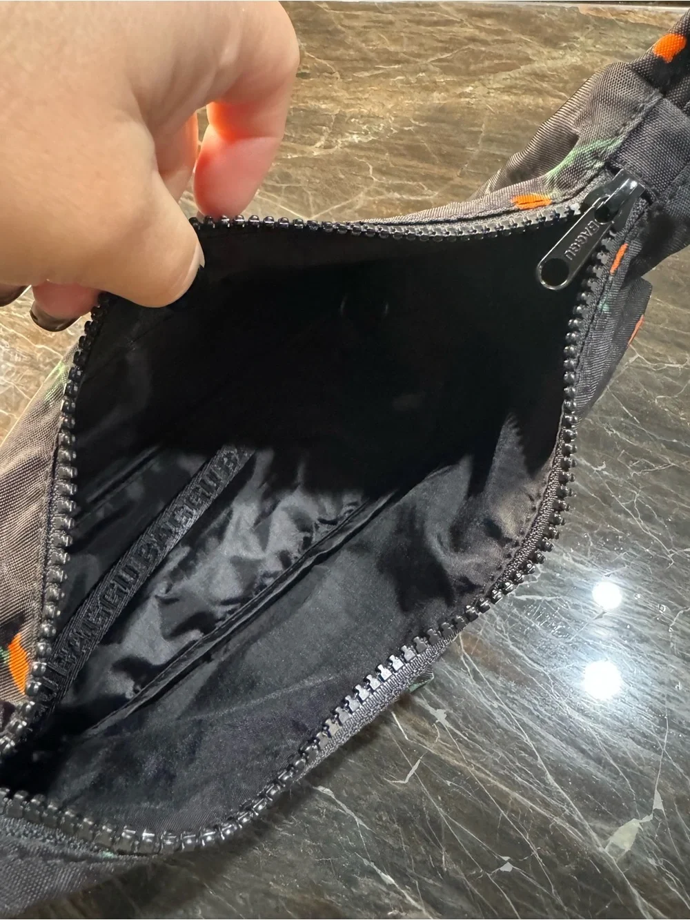 BAGGU cargo bag Black and red - Picture 5 of 5